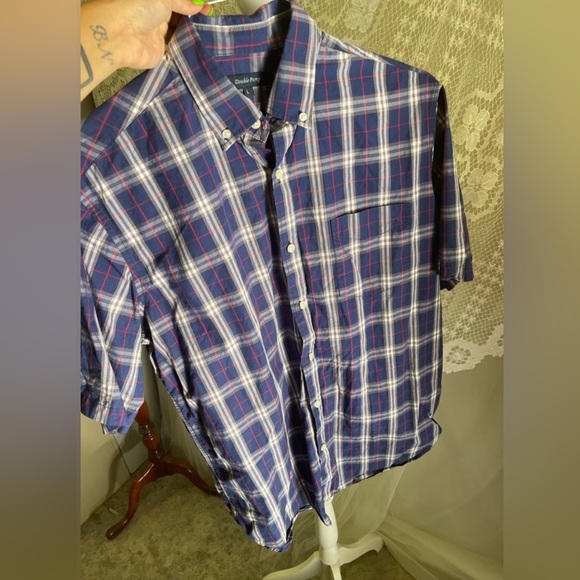 Double Pump Short Sleeve Button Up - Picture 3 of 4